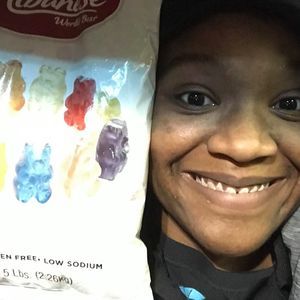 Meet your Posher, Hadass